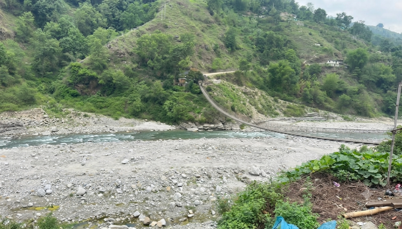 बाजुराको बुढीगंगा नदीमा ६ वर्षदेखि पुल निर्माण कार्य अलपत्र